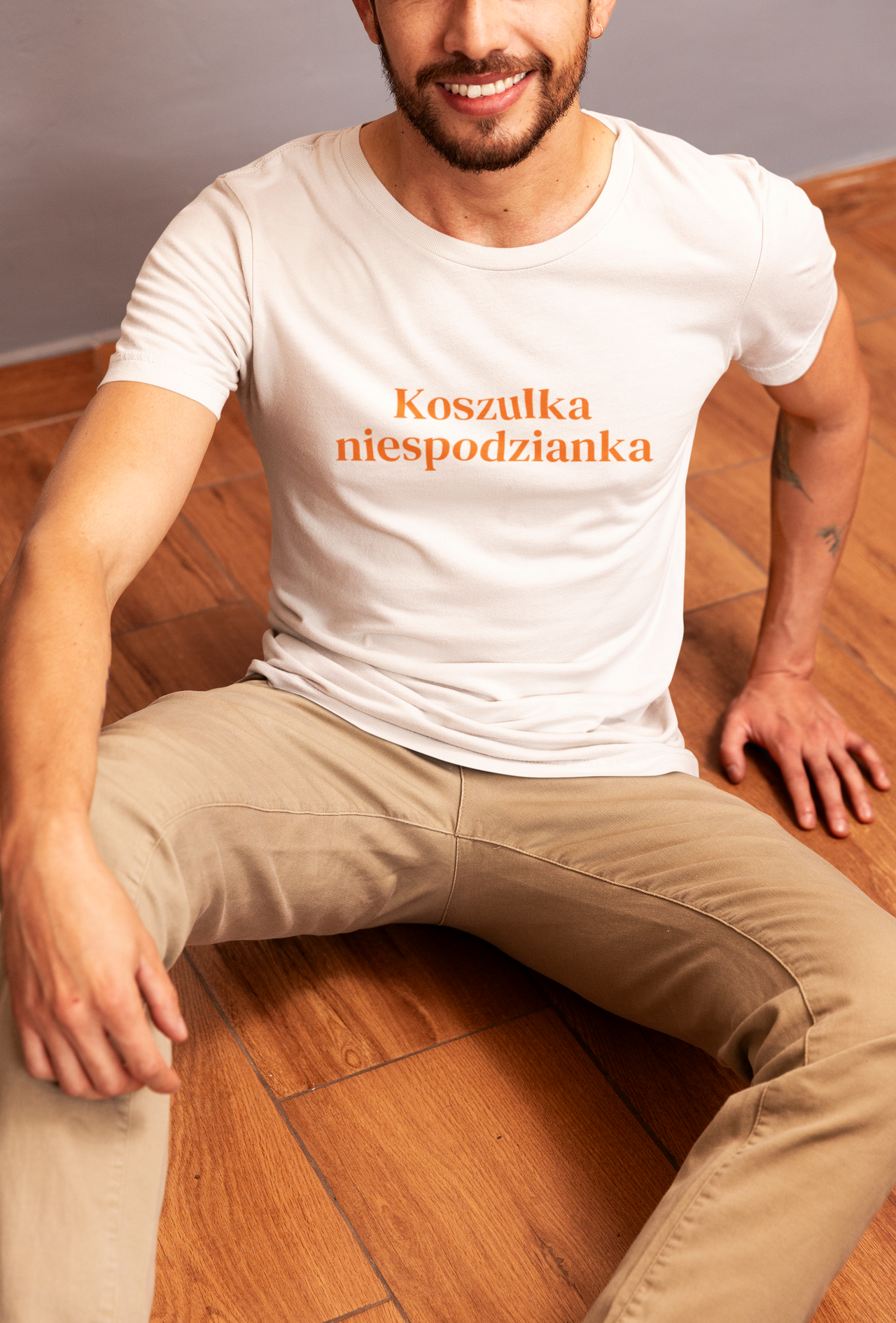 Uniseksowa koszulka-niespodzianka w różnych kolorach! Męski design.