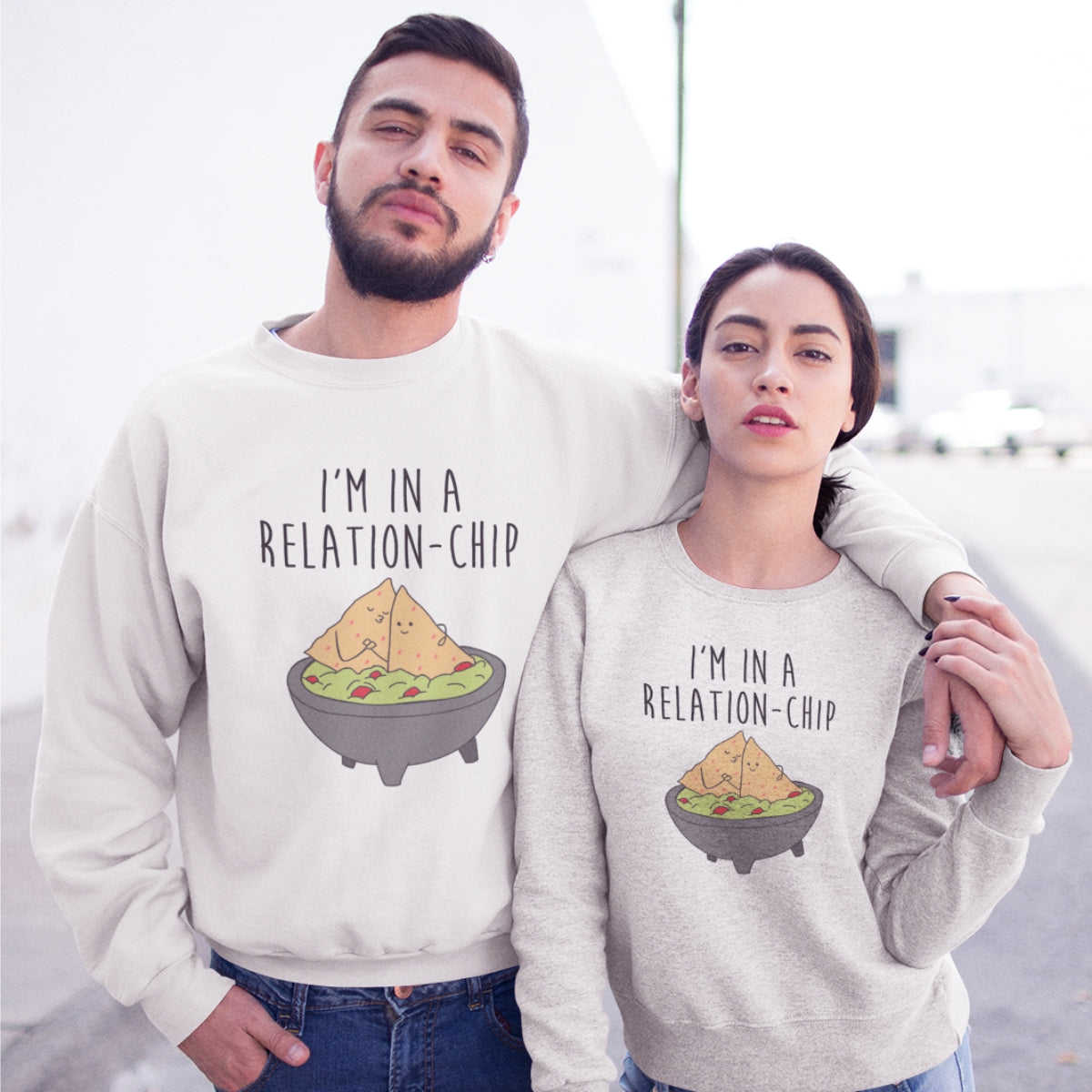 Valged kapuutsita dressiplusid paaridele „Nachod”