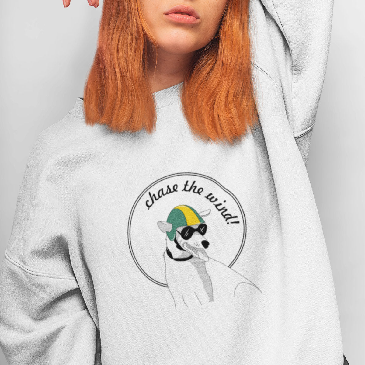 Biała bluza Chase the wind