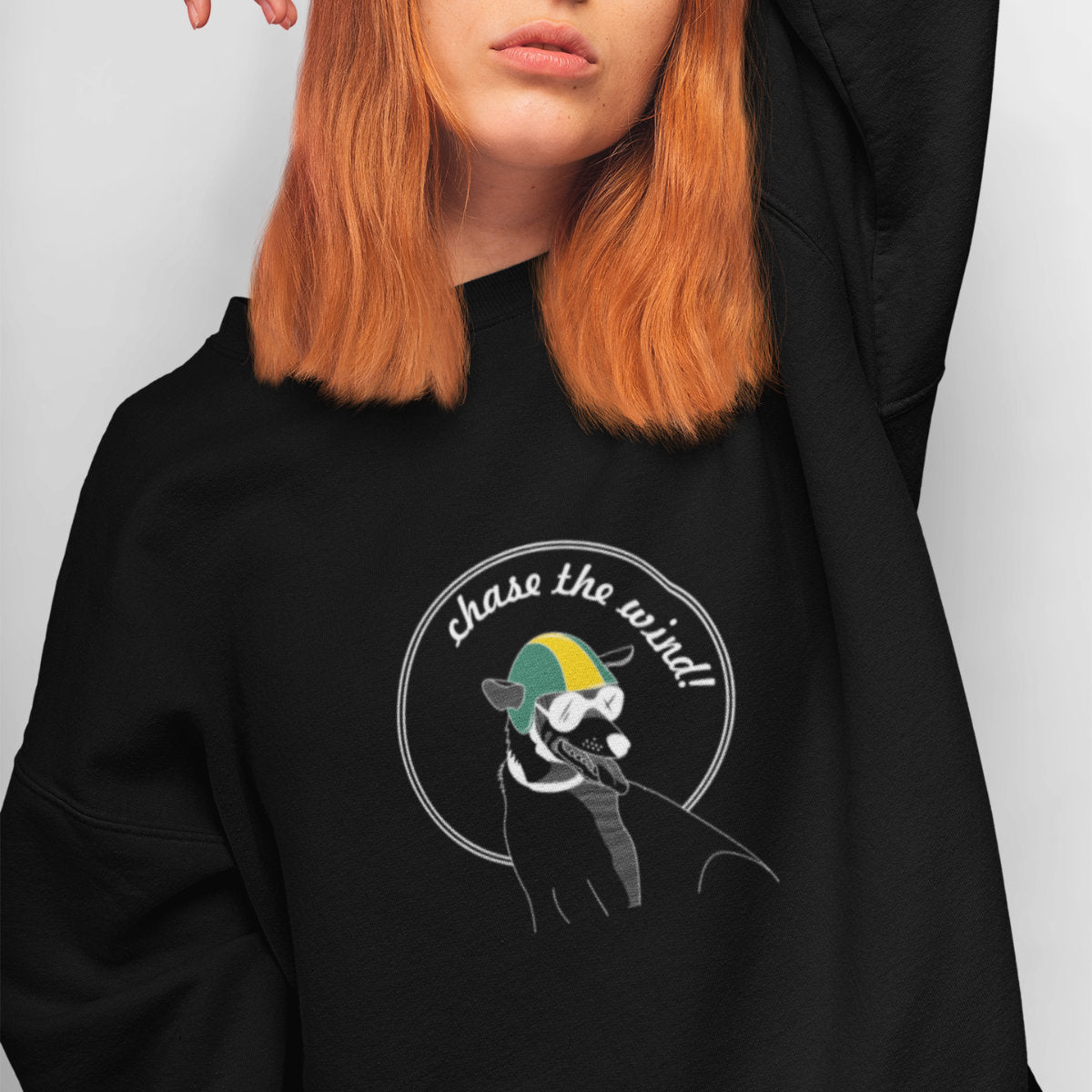 Czarna bluza Chase the wind